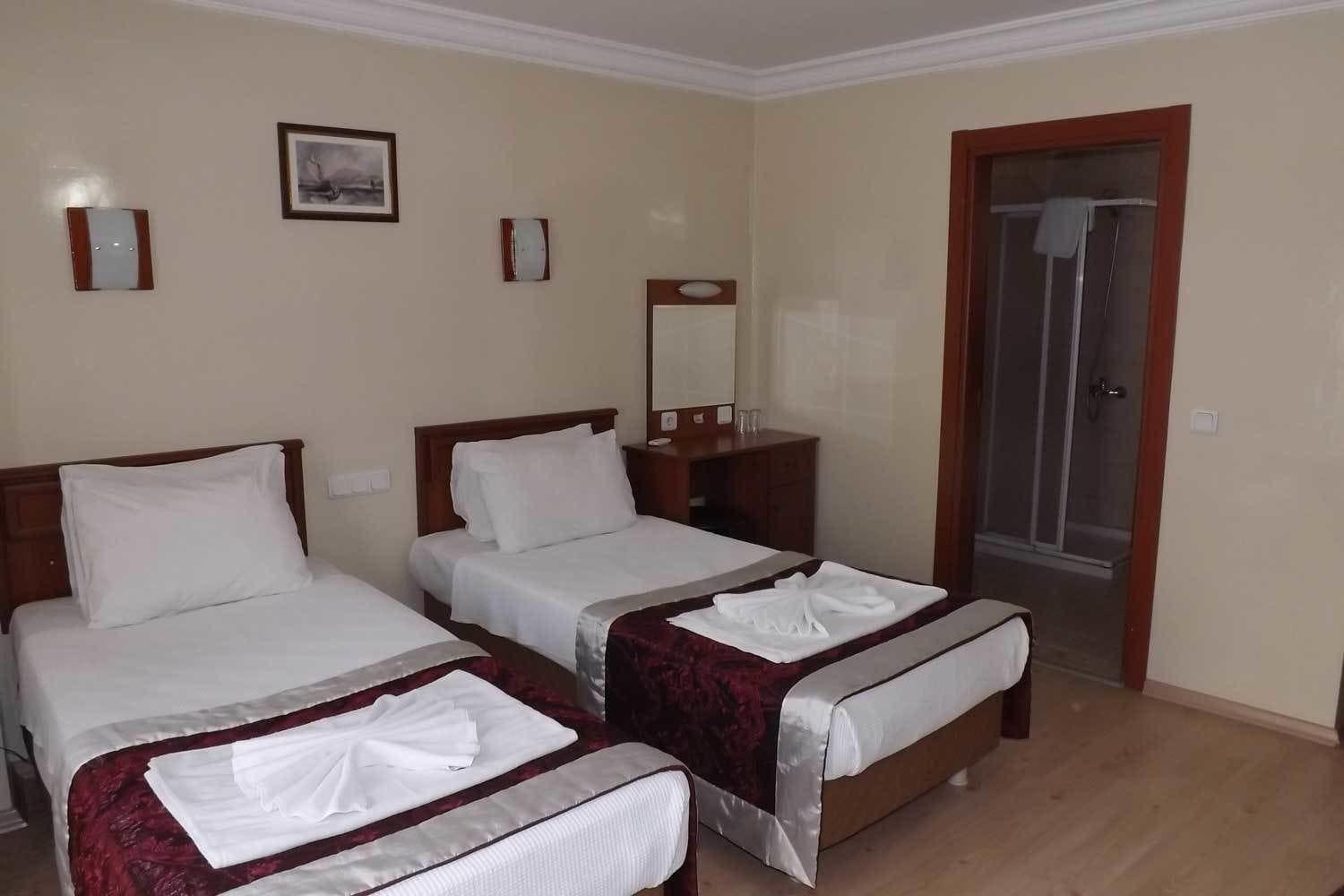 Kafkas Hotel Istanbul Bagian luar foto