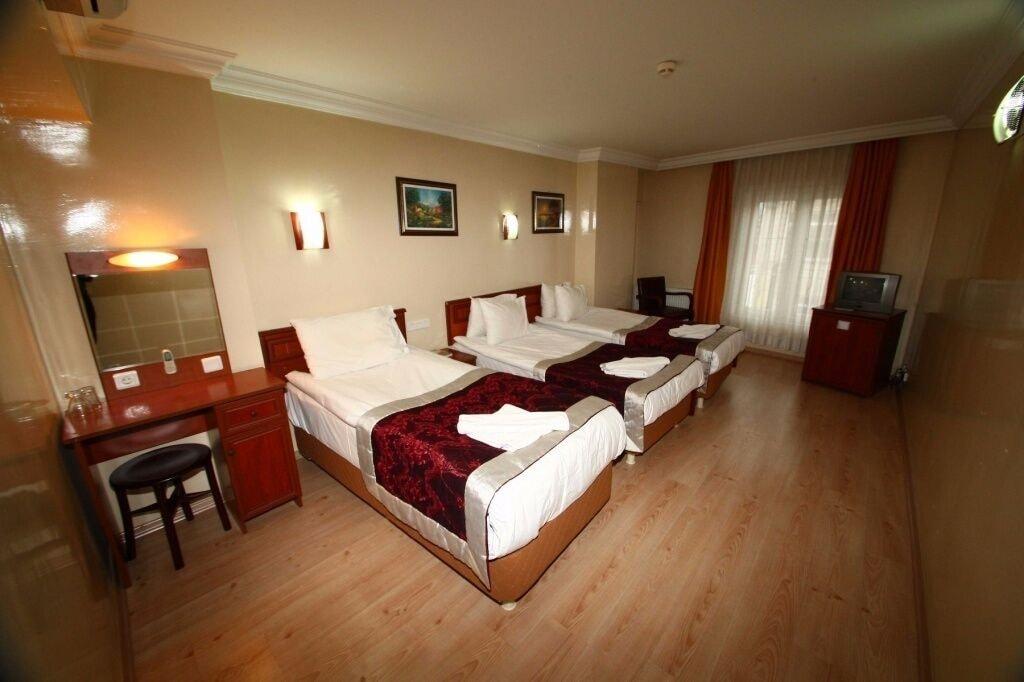 Kafkas Hotel Istanbul Bagian luar foto