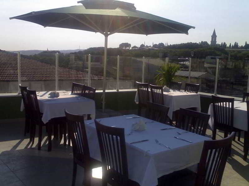 Kafkas Hotel Istanbul Bagian luar foto